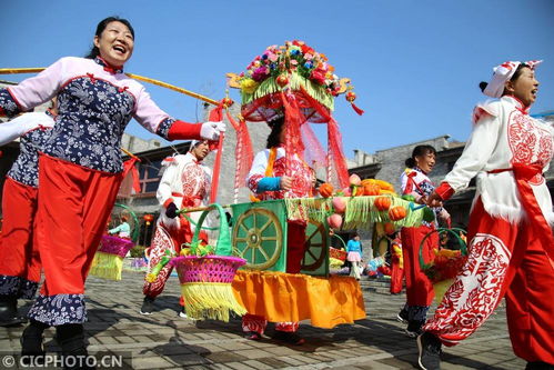 古老节日魅力与现代庆祝方式融合的探索