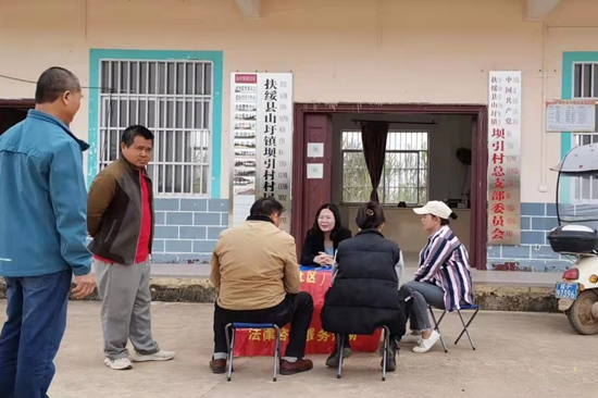 女律师为农民工讨薪获刑四年，正义之路的挫折引发深思